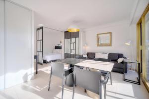 Joli studio bord de mer A0B188