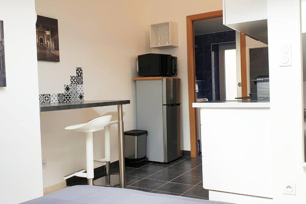 Appartement joli studio calme coeur de ville 27 Rue Saint-Georges 54000 Nancy