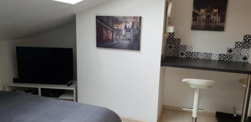 joli studio calme coeur de ville