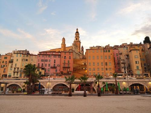 Joli studio dans le coeur de Menton