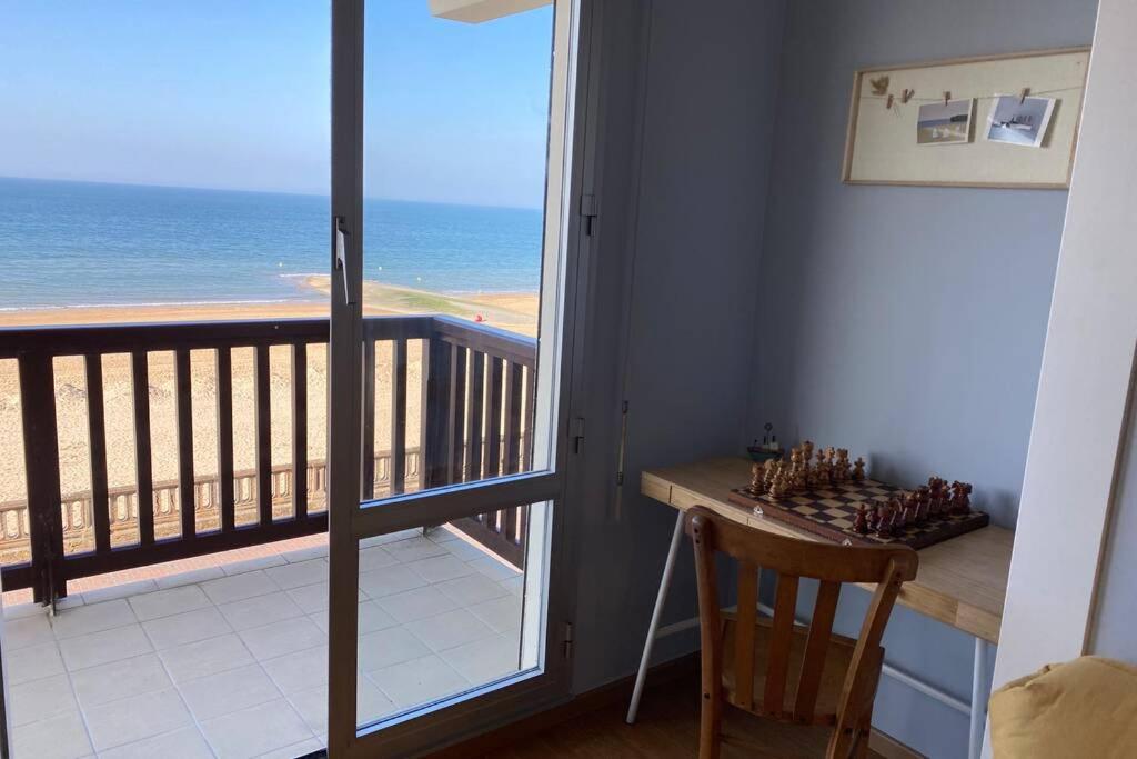 Appartement Joli studio en front de mer - CABOURG 34 Avenue du Maréchal Foch 14390 Cabourg