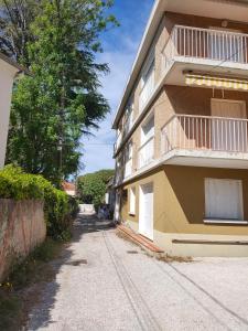 Appartement Joli studio les pieds dans l eau avec place de Parking gratuite Avenue Albert 1 Er 83150 Bandol Provence-Alpes-Côte d\'Azur