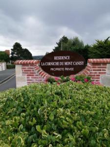 Joli studio neuf vue mer proche Deauville