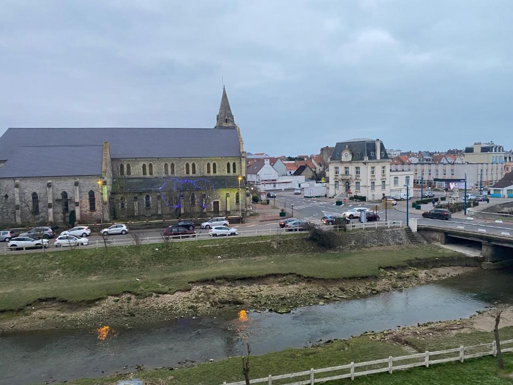 Joli Studio proche plage et centre avec parking 1 Quai de Wimille, 62930 Wimereux