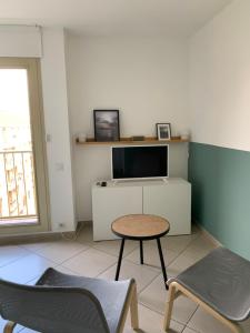 Joli Studio rénové proche quartier Timone