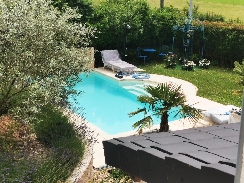 Appartement Joli studio vue sur piscine 698 Les Pericoux 24570 Condat-sur-Vézère