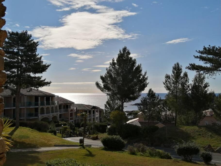 Appartement Joli T1 bis vue mer à Cap Estérel village vacances CAP ESTEREL 29 Rue des Calanques, bat F 83700 Agay