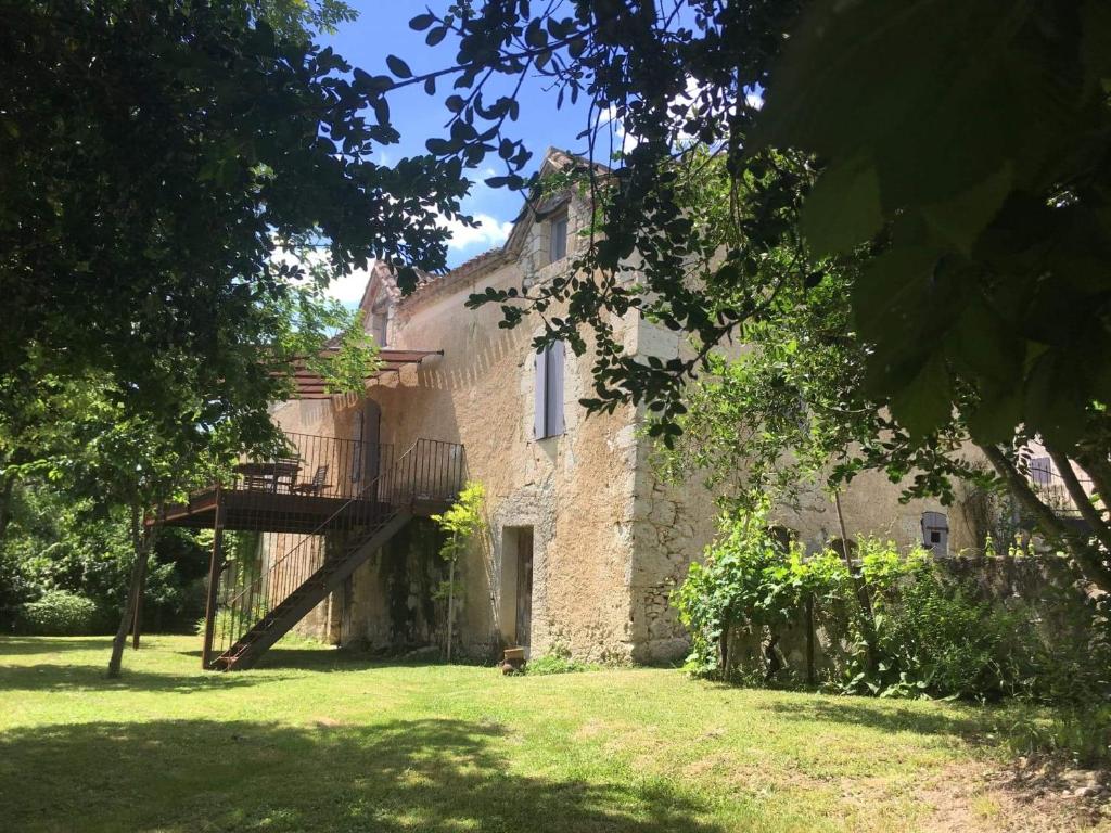 Joli T2 dans villa 20250 Corte
