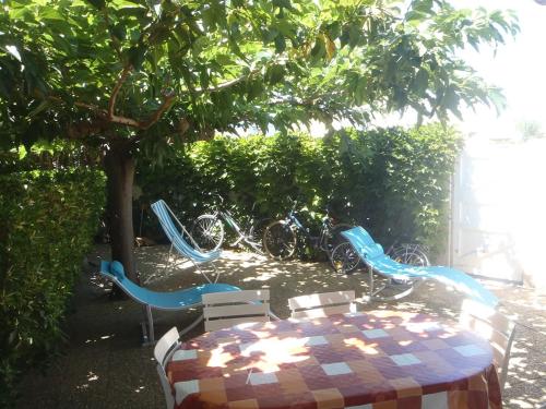 Joli T2 mezzanine climatisé Richelieu ONDINES II Cap d'Agde