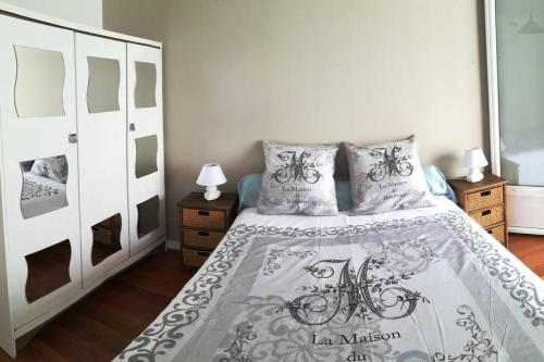 Joli T4 - 68m2 à Hendaye , Parking privé, 3 Ch.