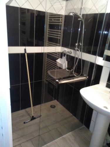 Appartement jolie appartement centre de Fismes 1 Rue Jean Hubert 51170 Fismes -1