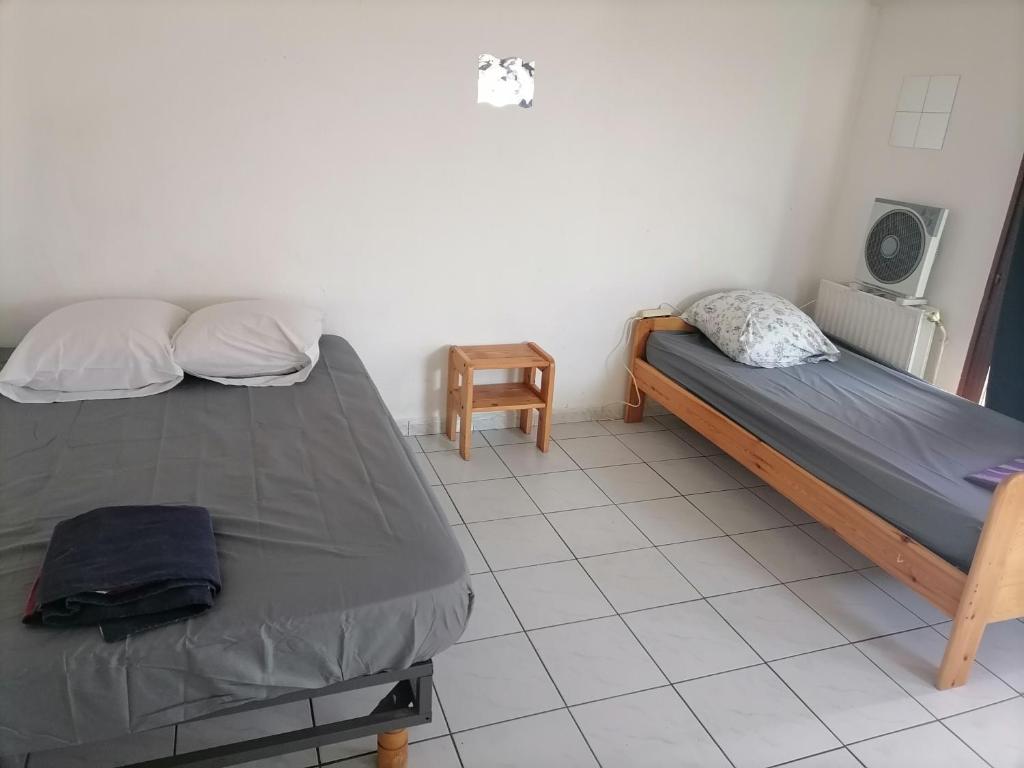jolie appartement proche du parc des expositions 166 Boulevard des Rivans, 84140 Avignon
