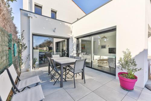 Jolie maison avec piscine chauffée aux Sables
