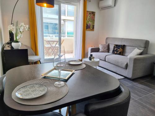 Jolie studio à 50 mètres de la Croisette