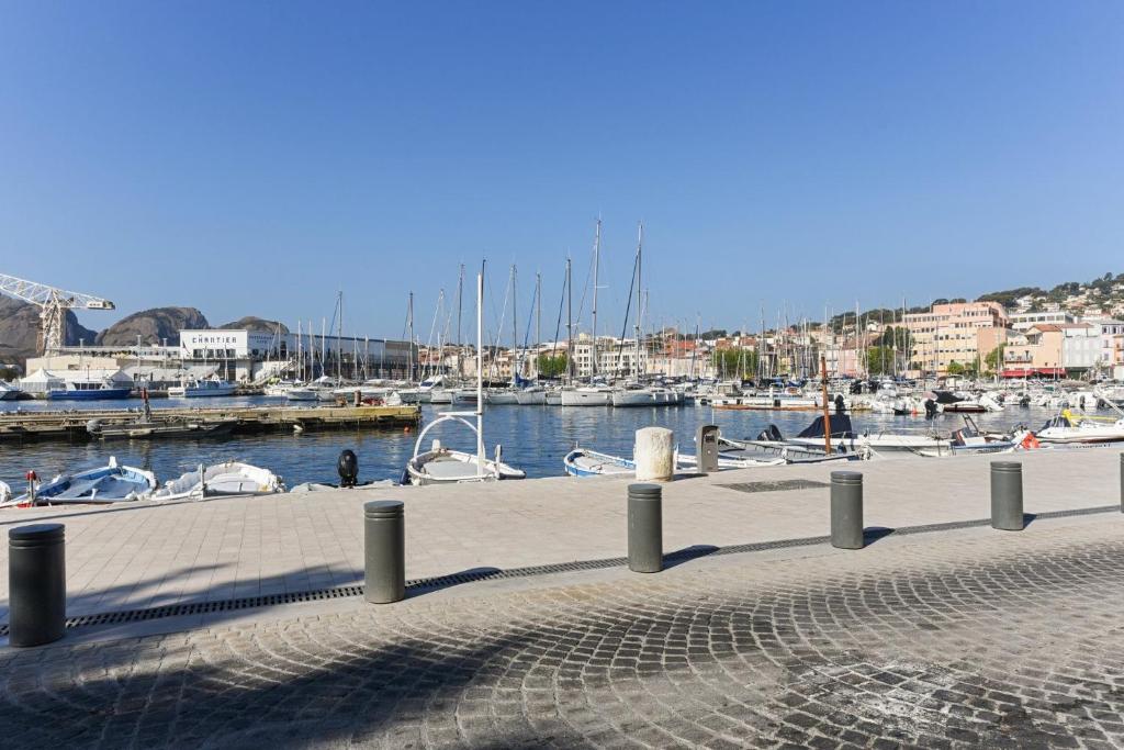 Appartement Jolie T2 la ciotat 22 rue des poilus 13600 La Ciotat