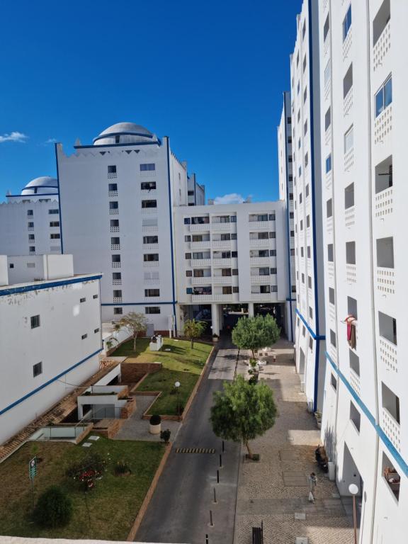 JPP Apartment Avenida das Comunidades Lusíadas Clube Praia da Rocha 3, TR F, 642, 8500-801 Portimão