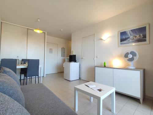 Appartement Juan les Pins, 2 pièces, 4 personnes - FR-1-252-164 Antibes france