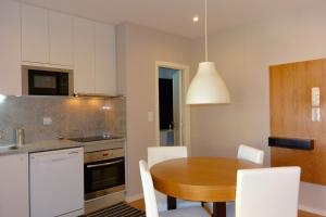 Júlio Dinis Flat, by Flat in Porto