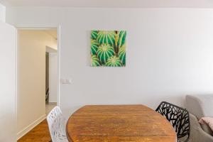 Junto Rock Modern apartment in hypercenter beach