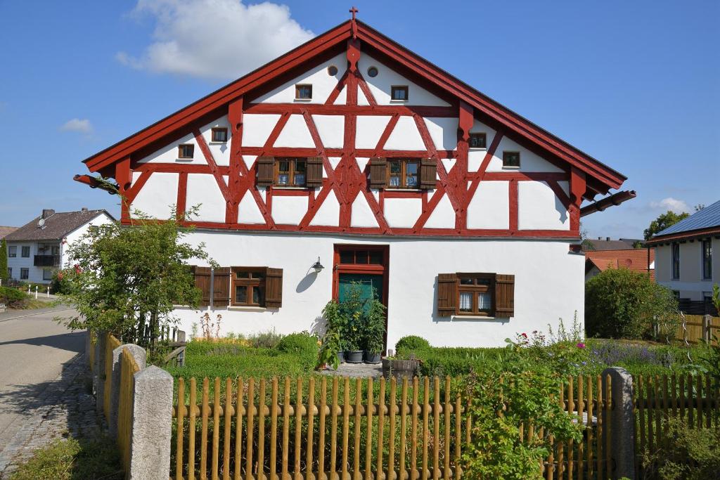 Jurahaus Hirschberg Hirschberg 23 Wohnung DG, 92339 Beilngries