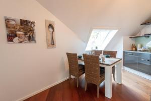 Kaept_n Nelson Loft