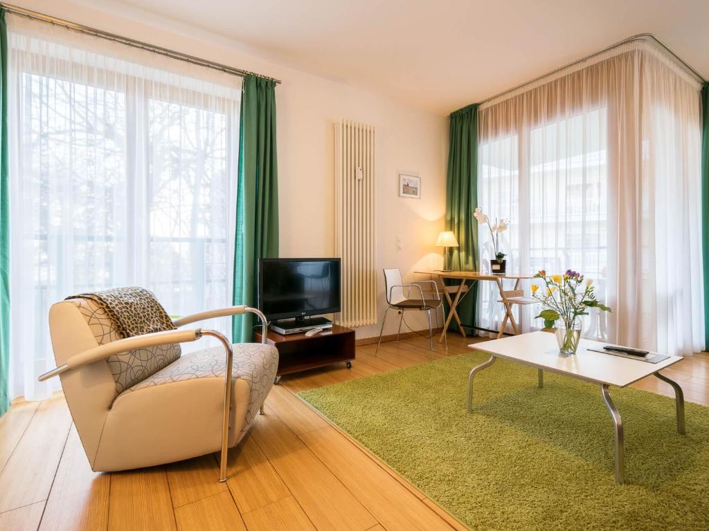 Kaiservillen Heringsdorf - Appartement mit 1 Schlafzimmer und Balkon D112 Delbrückstraße 7, 17424 Heringsdorf