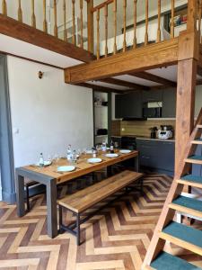 Kalensa Summer Loft
