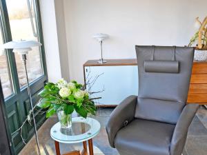 Appartement Kapitäns Hus - Haushälfte 01 mit Kamin, Sauna, Wasserblick Dorfstraße 5 - Apartment 01 18581 Groß Stresow Mecklembourg-Poméranie