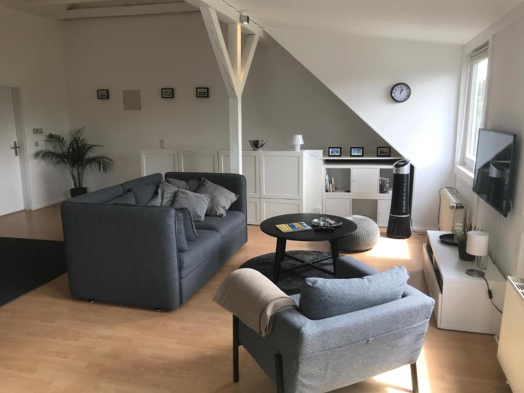 Appartement KÄPTN'S LOFT - Wilhelmshaven 57 Hegelstraße Dachgeschoß 26384 Wilhelmshaven