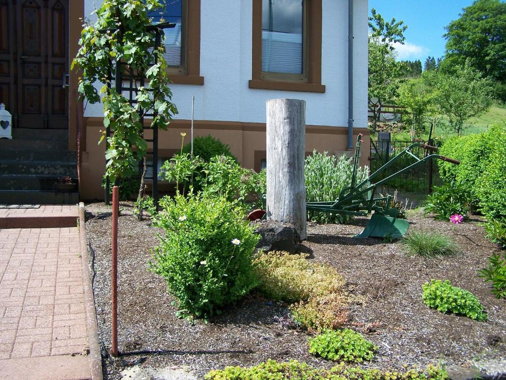 Appartement Katharina Ferienwohnung am Eifelsteig Ackerstrasse 10 54570 Neroth