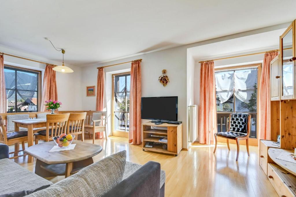 Katharinenhof Ferienwohnung Kramer Groß (3) Zugspitzstraße 86, 82467 Garmisch-Partenkirchen