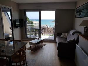 Appartement Kerwelmor, appartement avec vue sur la mer 4 Rue du Tertre 22410 Saint-Quay-Portrieux Bretagne