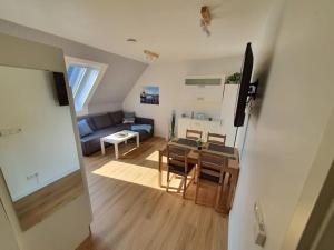 Kiel-Russee Familienwohnung, Lademöglichkeit, Co2 Frei