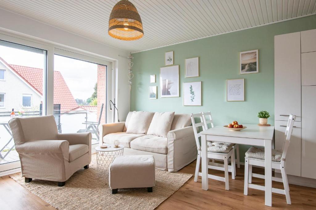 Kieler Straße 23 Wohnung 5, Kleine Oase Kieler Straße 23, 23743 Grömitz