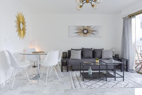 KIKILOUE Cannes' Palm Beach 2-mi walk to the beaches with terrace