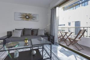 Appartement KIKILOUE Cannes' Palm Beach 2-mi walk to the beaches with terrace 25 rue Ricord Laty 06400 Cannes Provence-Alpes-Côte d\'Azur