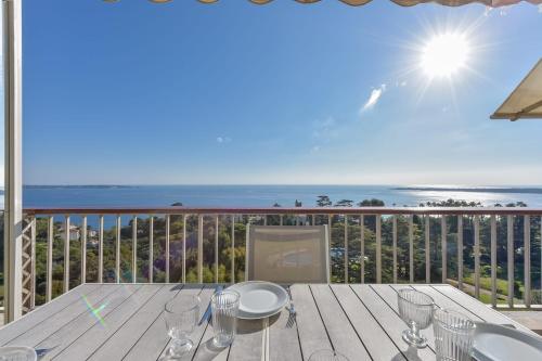 KIKILOUE SEA VIEW - 8-HECTARE Park - SWIMMING POOL - TENNIS - GOLF