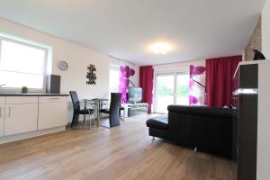 Kirschenallee 14 Haus A- Whg 1