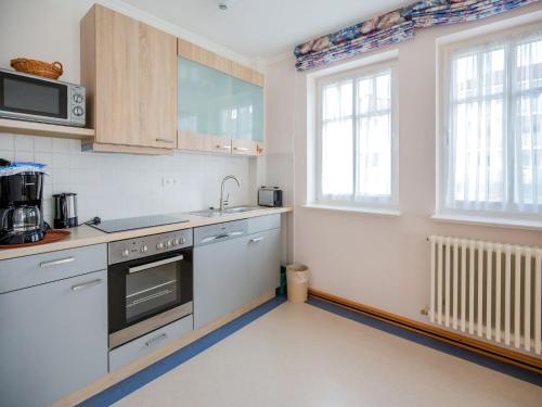 Klassik Appartement mit 1 Schlafzimmer und Balkon im Obergeschoss 146