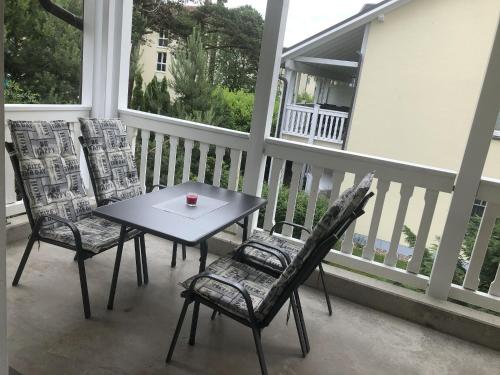 Klassik Appartement mit 1 Schlafzimmer und Balkon im Obergeschoss 146