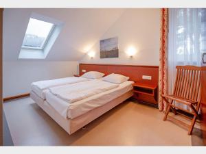 Klassik Appartement mit 2 Schlafzimmern und Balkon im Dachgeschoss 031