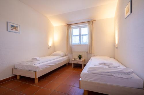 Klassik Appartement mit 2 Schlafzimmern und Terrasse A27