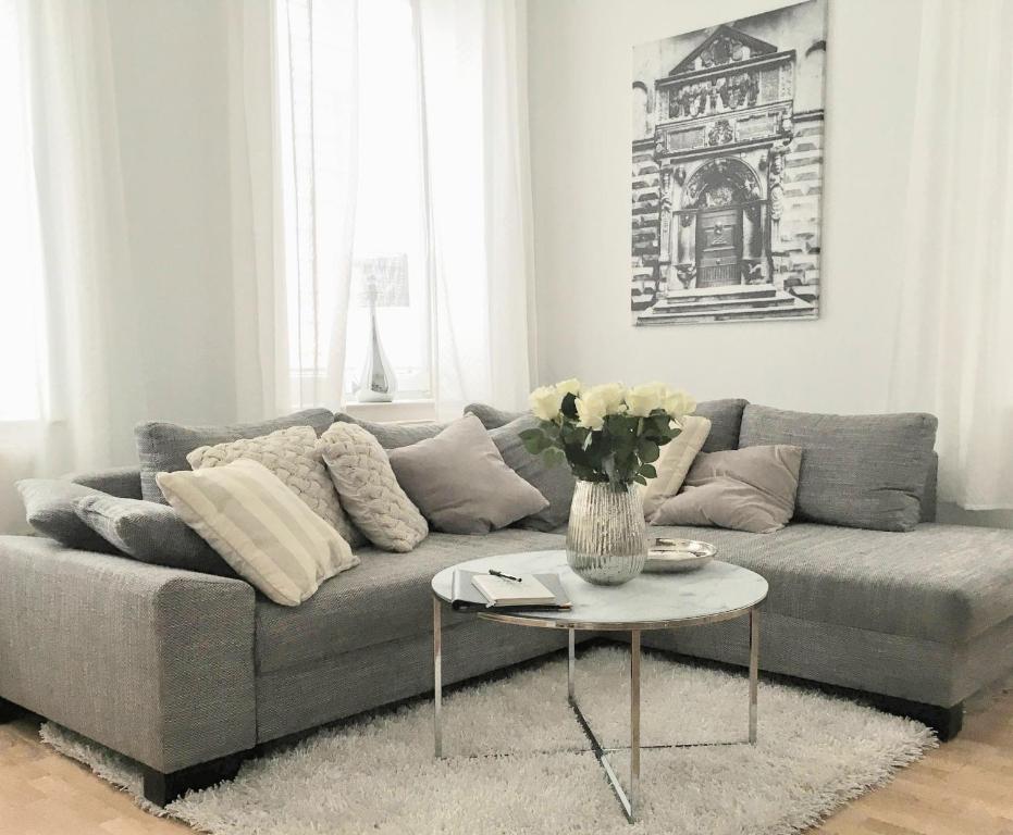 Appartement KLASSIK Design-Luxus-Apartment, Nahe Marktplatz 6 Arndtstraße 07545 Gera