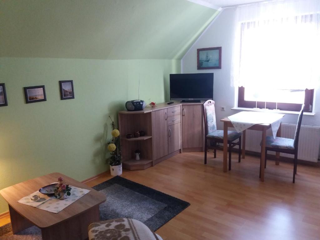 Appartement Kleine Fewo 2 Am Haken 1 18375 Jagdhaus