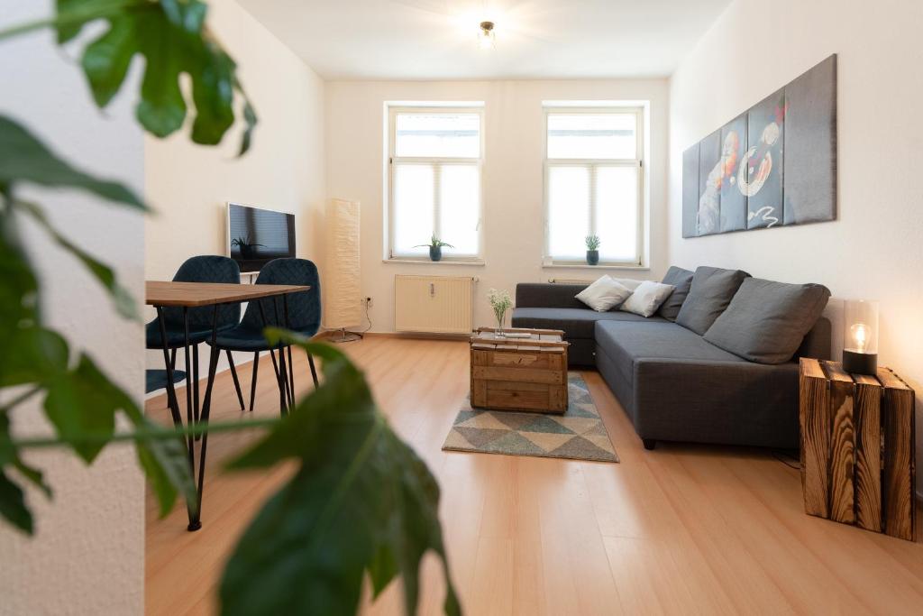 Appartement Ko-Living - Händel Stube - Altstadt - zentral - 3ZKB - 6P 1 Kutschgasse 2. OG 06108 Halle-sur-Saale