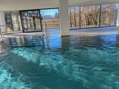 Koenigs Appartement mit Pool