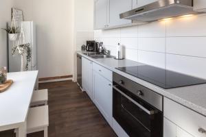 Koje Eins I Großes Apartment mit 2 Schlafzimmern