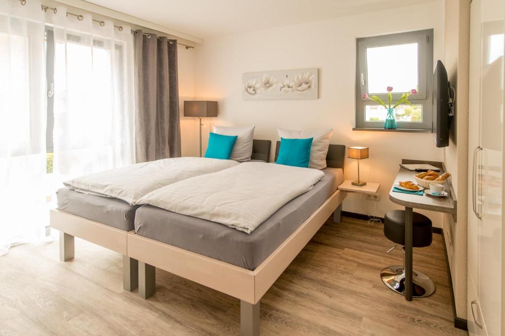 Komfort-Apartment Ambiente 2c bei Fam Horster Lorscher Straße 14, 64625 Bensheim