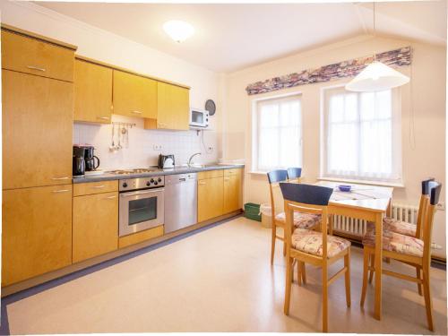 Komfort Appartement mit 1 Schlafzimmer im Dachgeschoss 150