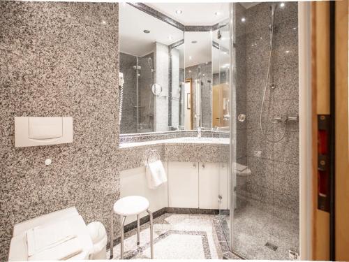 Komfort Appartement mit 1 Schlafzimmer im Dachgeschoss 150